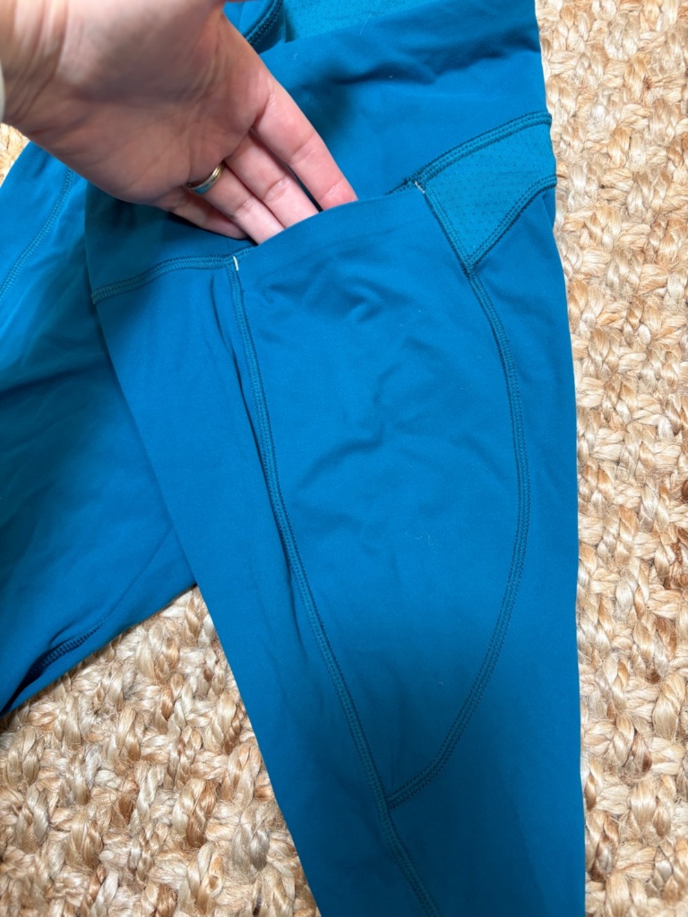 Calia 3/4 length leggings - Picture 5 of 6
